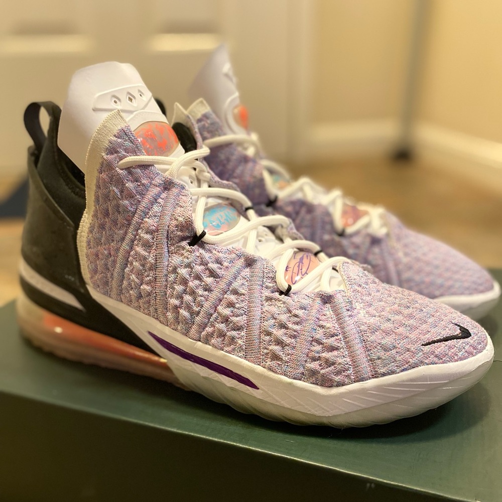 Lebron 18 “Multicolor”